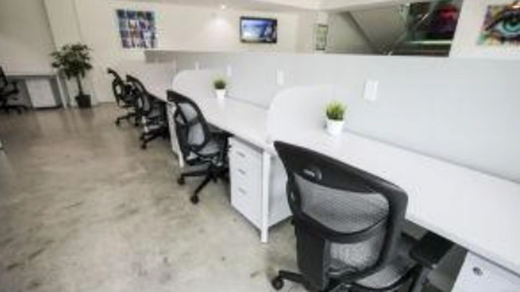 CityDesk: 350 S Miami Ave Ste-A. Miami FL 33130 - Thumbnail 3