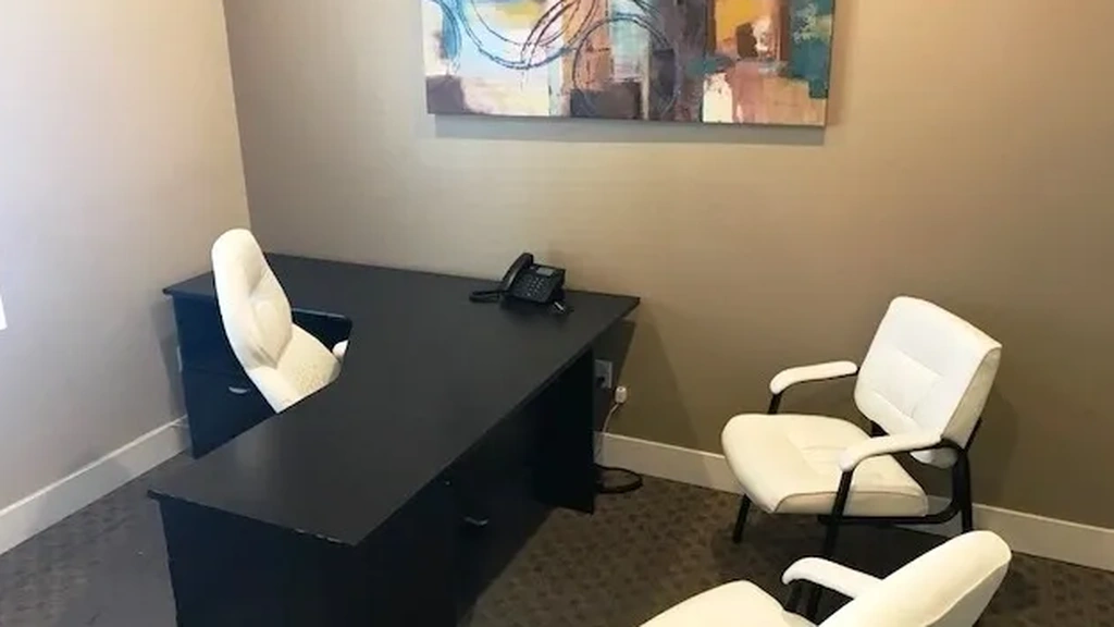 Harmon Business Center: 4525 South Sandhill Road, Las Vegas, Nevada 89121, USA - Thumbnail 3