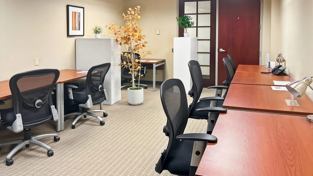 Regus - Newtown Center: 41 University Drive Silver Lake Executive Campus, Suite 400, Newtown, PA, 18940, USA - Thumbnail 2