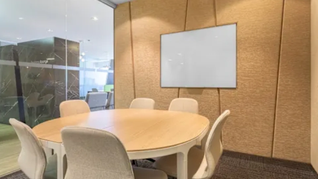 Regus: 100 Ashley Dr S #600, Tampa, FL 33602, United States - Thumbnail 3
