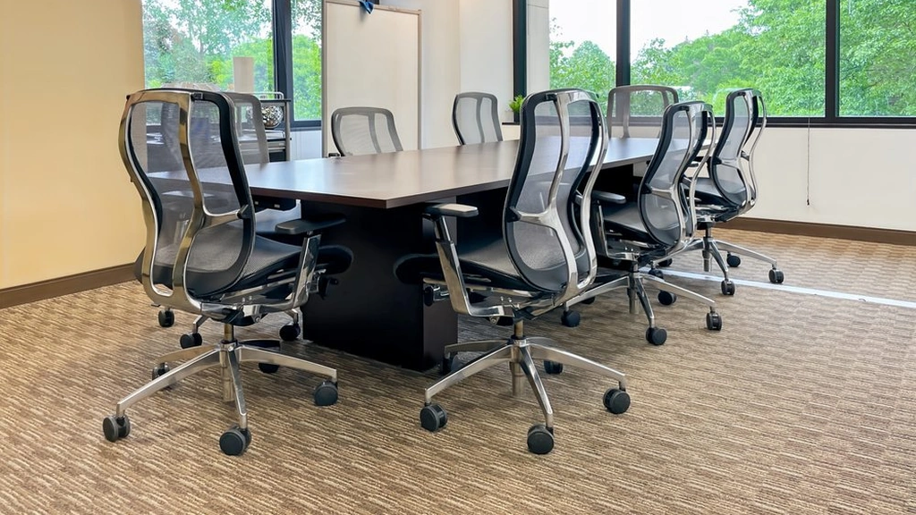 Regus - Grand Oak 1: 860 Blue Gentian Road, Suite 200, Eagan, MN, 55121, USA - Thumbnail 4