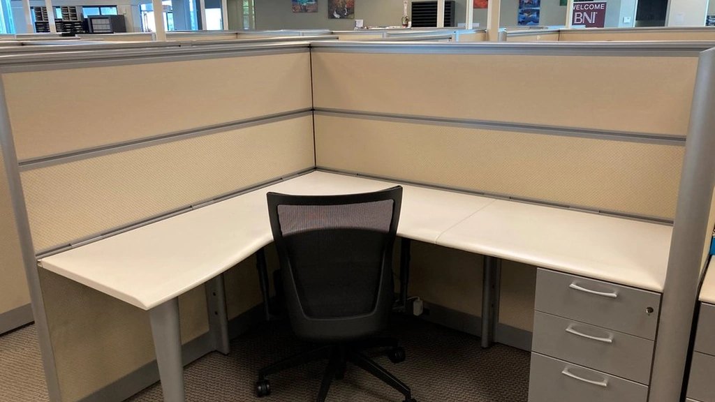 Silicon Valley Business Center: 1900 Camden Ave, San Jose, CA 95124, USA - Thumbnail 4