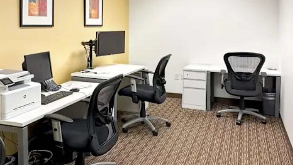 Regus: 717 Green Valley Rd Suite 200, Greensboro, NC 27408, United States - Thumbnail 2