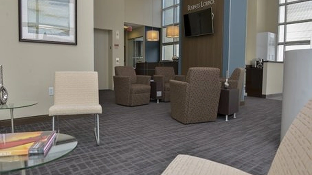 Regus - Rockville Town Center: 199 East Montgomery Ave, 2nd floor, Rockville, MD, 20850, USA - Thumbnail 2