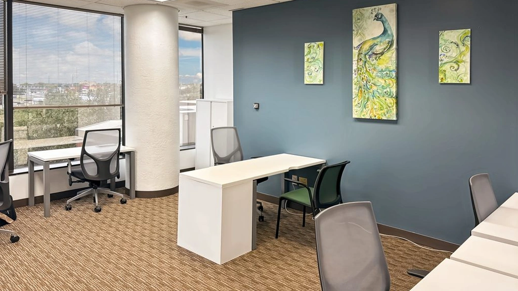 Regus - Bryan - Galleria Village: 1716 Briarcrest Drive, 3rd Floor, Bryan, TX, 77802, USA - Thumbnail 3