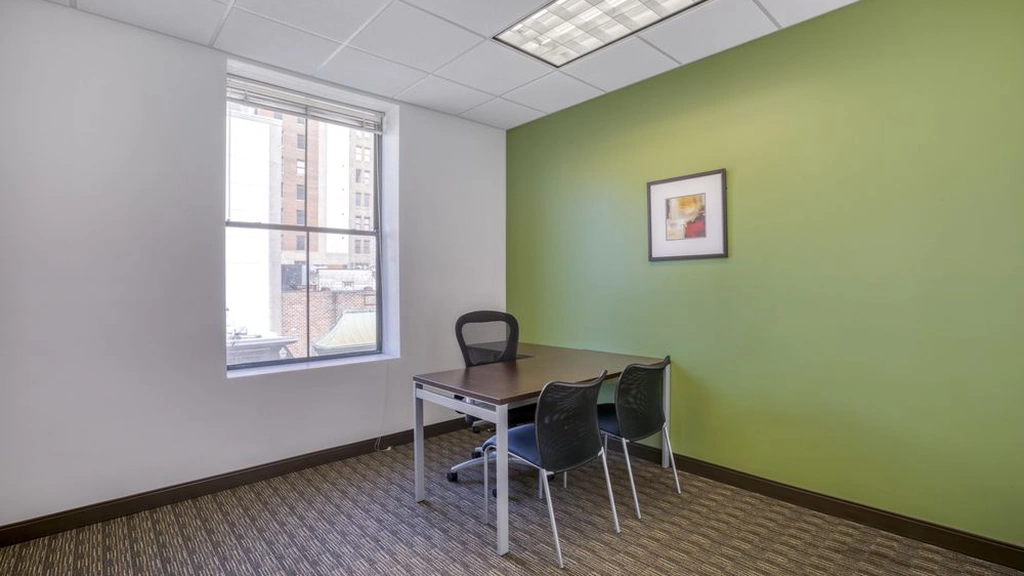 Regus: 100 Bull Street Downtown, Suite 200, Savannah, GA, 31401, USA - Thumbnail 3
