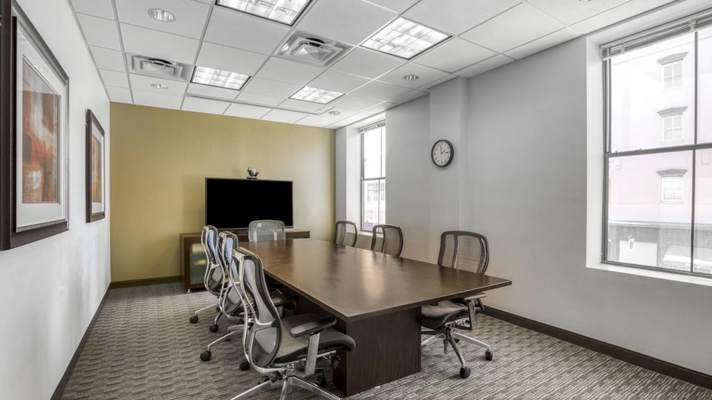 Regus: 100 Bull Street Downtown, Suite 200, Savannah, GA, 31401, USA - Thumbnail 4