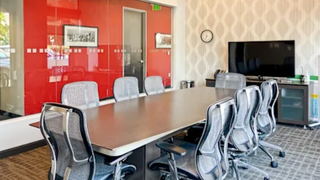 Regus: 1434 Spruce St Downtown, Suite 100, Boulder, CO 80302, United States - Thumbnail 3