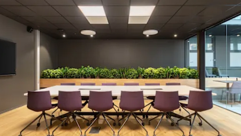 Regus: View Corporate Center, 8 Wright St Suite 107, Westport, CT 06880, United States - Thumbnail 3