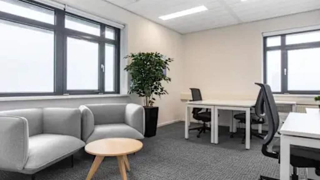 Regus: Cranberry Crossroads, 2009 Mackenzie Way Suite 100, Cranberry Twp, PA 16066, United States at Regus: Cranberry Crossroads, 2009 Mackenzie Way Suite 100, Cranberry Twp, PA 16066, United States in Cranberry Township, Pennsylvania — photo 1 of 4