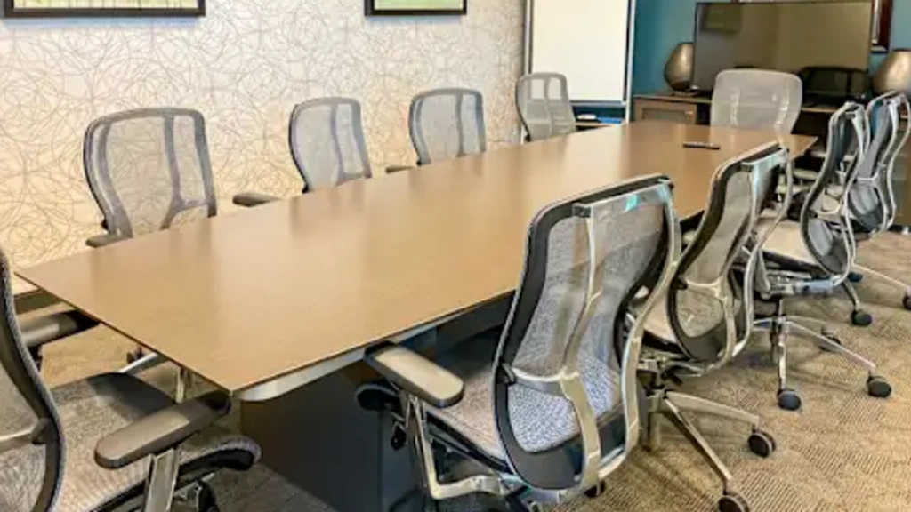 Regus: 2355 Highway 36 West Bonestroo, #400, Roseville, MN 55113, United States - Thumbnail 3