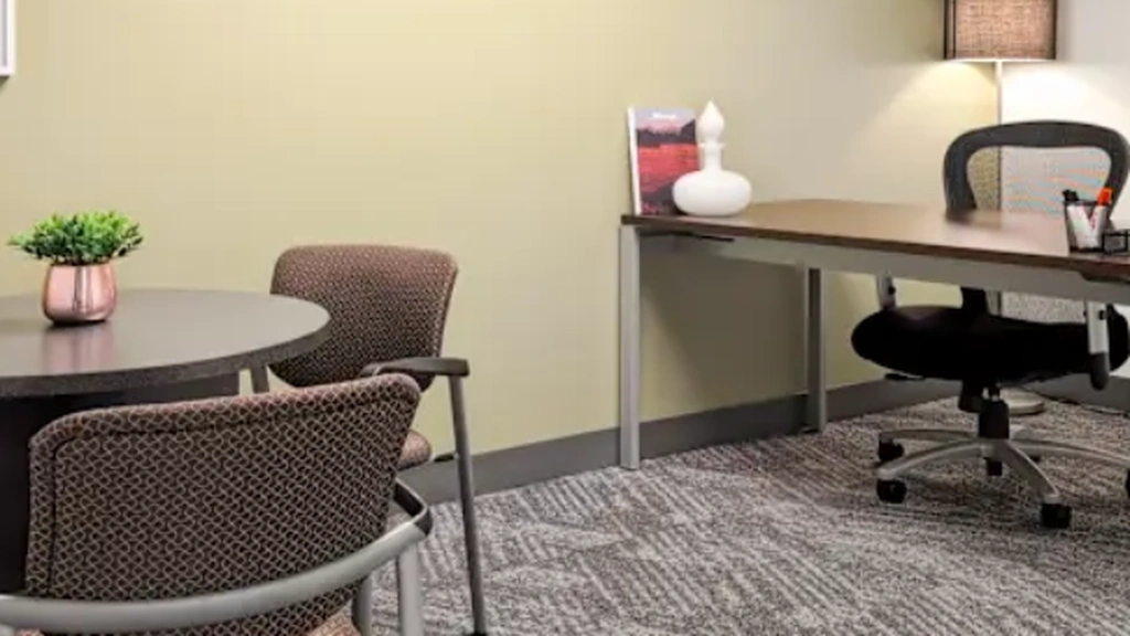 Regus: 11900 NE 1st St Suite 300, Bellevue, WA 98005, United States - Thumbnail 2