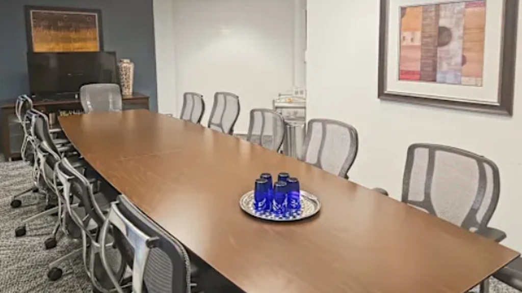 Regus: 11900 NE 1st St Suite 300, Bellevue, WA 98005, United States - Thumbnail 3
