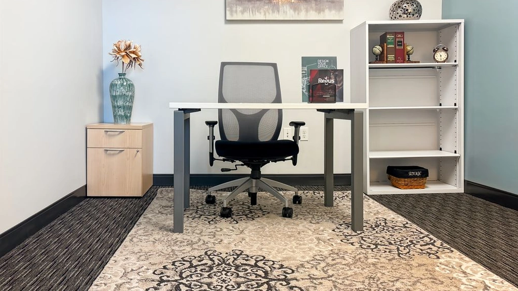 Regus: 1455 Northwest Leary Way West Woodland, Suite 400, Seattle, WA, 98107 - Thumbnail 4