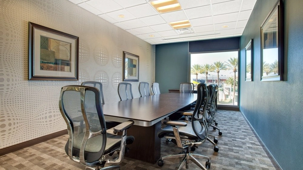 Regus: 6671 South Las Vegas Boulevard Enterprise, Building D, Las Vegas, NV, 89119, USA - Thumbnail 2