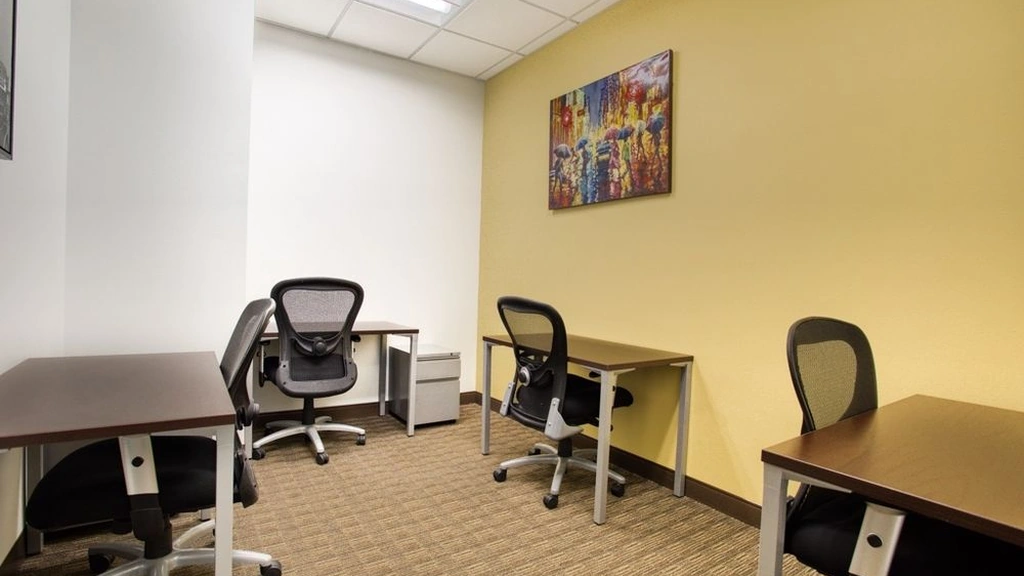 Regus: 6671 South Las Vegas Boulevard Enterprise, Building D, Las Vegas, NV, 89119, USA - Thumbnail 4