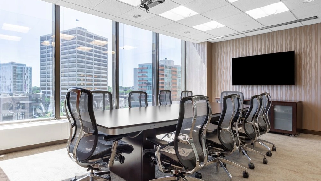 Regus - Orrington Plaza: 1603 Orrington Ave, Suite 600, Evanston, IL 60201 - Thumbnail 2