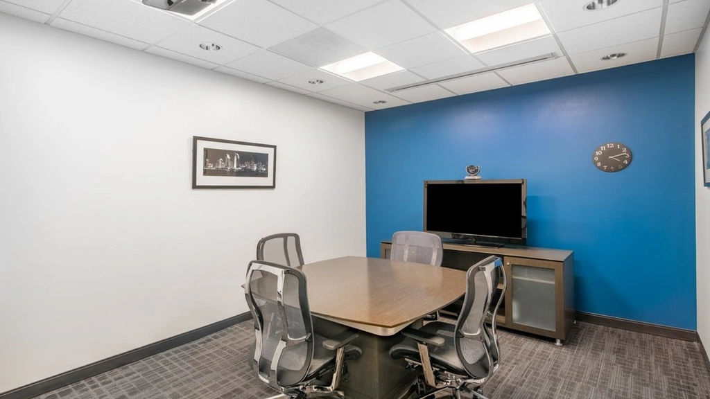 Regus - One Urban Center at Westshore: 4830 West Kennedy Boulevard Beach Park, Suite 600, Tampa, FL, 33609, USA - Thumbnail 3