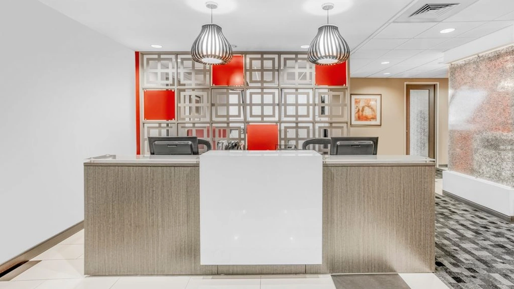 Regus: 800 South Gay Street First Tennessee Plaza, Suite 700, Knoxville, TN, 37929, USA at Regus: 800 South Gay Street First Tennessee Plaza, Suite 700, Knoxville, TN, 37929, USA in Knoxville, Tennessee — photo 1 of 4