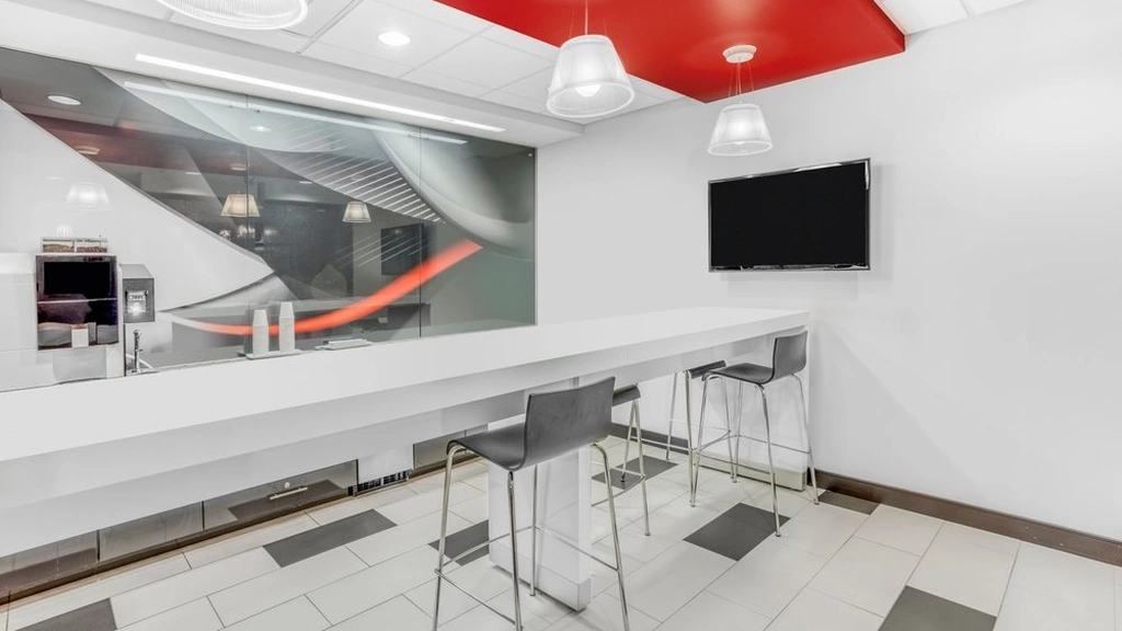 Regus: 800 South Gay Street First Tennessee Plaza, Suite 700, Knoxville, TN, 37929, USA - Thumbnail 3