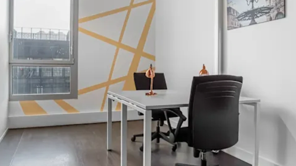Regus: 601 Brickell Key Dr #700, Miami, FL 33131, United States - Thumbnail 2