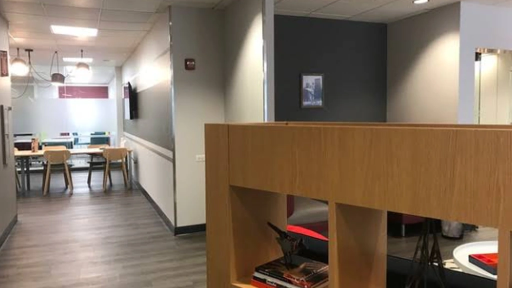Regus: 401 North Michigan Avenue Midtown Manhattan, Suite 1200, Chicago, IL, 60611, USA - Thumbnail 2