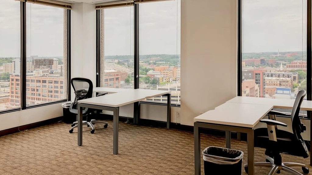 Regus - Bremer Tower: 445 Minnesota Street, Suite 1500, St. Paul, MN 55101 - Thumbnail 2