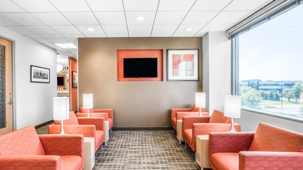 Regus: 1333 Burr Ridge Parkway, Suite 200, Burr Ridge, IL, 60527, USA at Regus: 1333 Burr Ridge Parkway, Suite 200, Burr Ridge, IL, 60527, USA in Burr Ridge, Illinois — photo 1 of 4