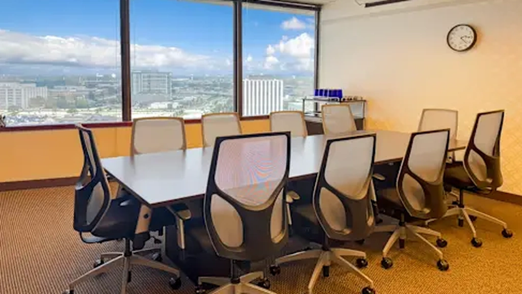 Regus: 1415 West 22nd Street Tower Floor, Oak Brook, IL, 60523, USA - Thumbnail 2