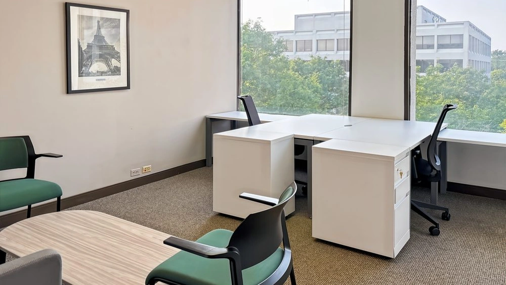 Regus: 1821 Walden Office Square, Suite 400 Schaumburg, IL 60173 - Thumbnail 4