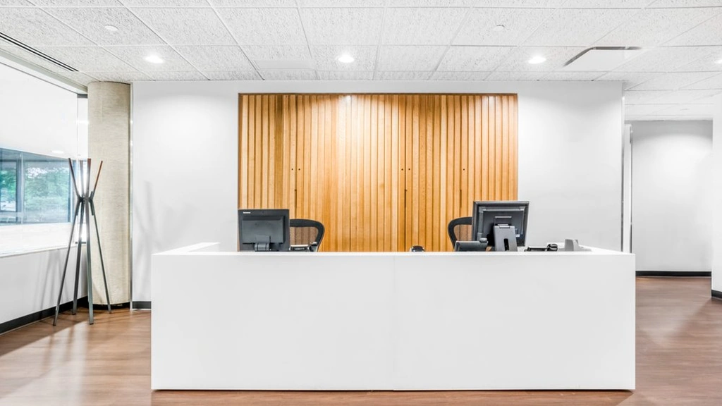 Regus: 5 Revere Drive Suite 200, Northbrook, IL, 60062, USA - Thumbnail 4
