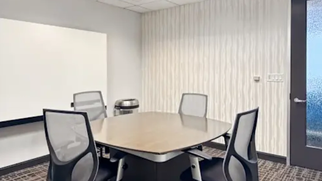 Regus: 10880 Wilshire Blvd suite 1101, Los Angeles, CA 90024, United States - Thumbnail 4