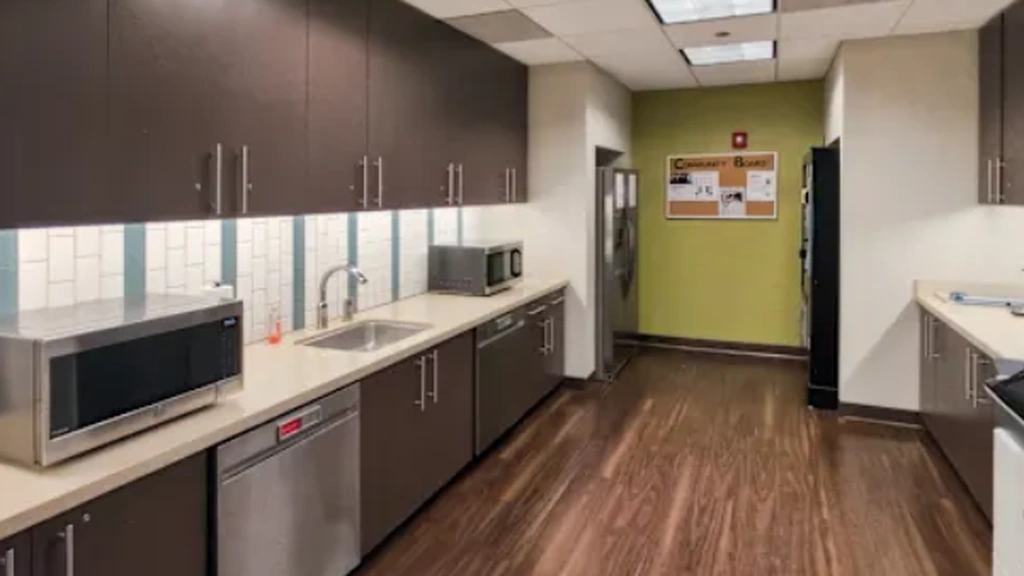 Regus: 10 S Riverside Plaza #875, Chicago, IL 60606, United States - Thumbnail 2