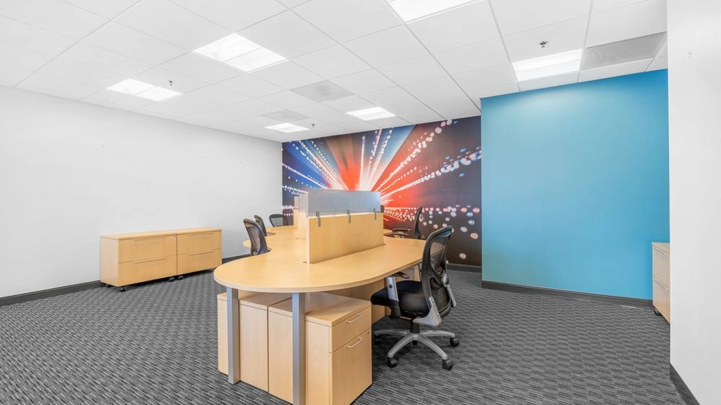 Regus - Metro Plaza II: 8403 Colesville Road, Suite 1100, Silver Spring, MD, 20910, USA - Thumbnail 2
