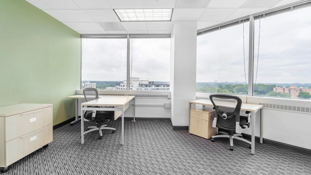 Regus - Metro Plaza II: 8403 Colesville Road, Suite 1100, Silver Spring, MD, 20910, USA - Thumbnail 4