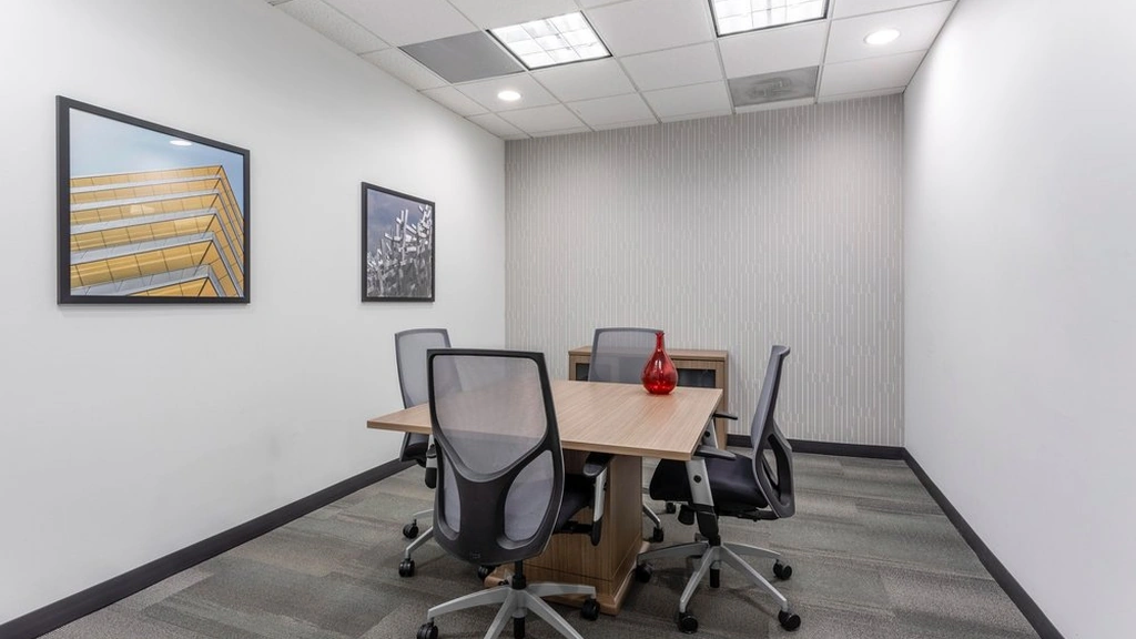 Regus - Blue Lagoon: 5201 Waterford District Drive, 8th Floor & 9th Floor, Miami, FL, 33126, USA - Thumbnail 2