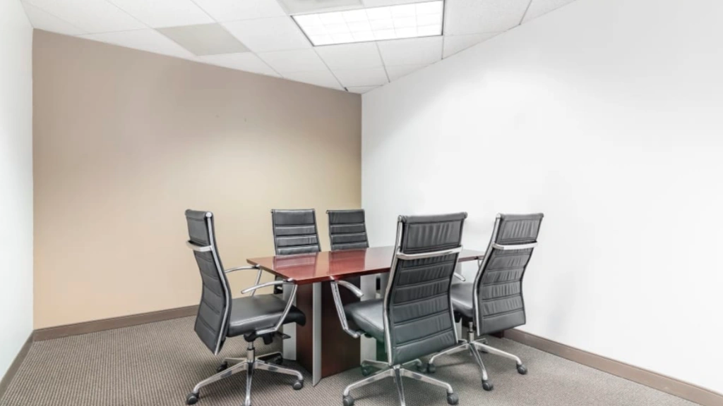 Regus: 3001 North Rocky Point Drive East, Suite 200, Tampa, Florida, 33607, United States of America - Thumbnail 4