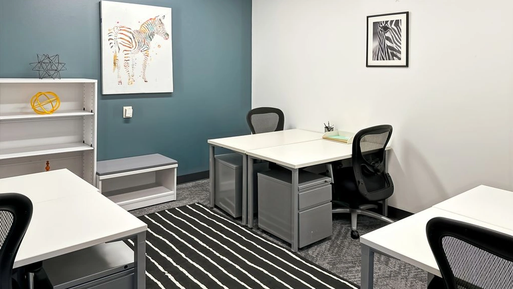 Regus: 6320 Canoga Avenue, 15th Floor, Woodland Hills, CA, 91367, USA - Thumbnail 4