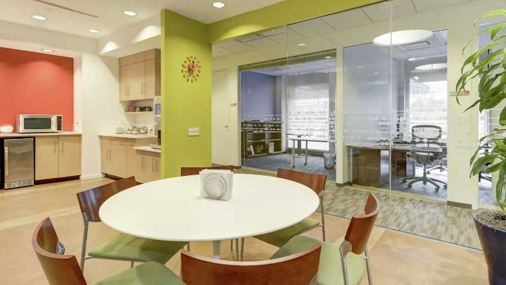 Carr Workplaces: 1765 Duke St, Alexandria, VA 22314, United States - Thumbnail 4