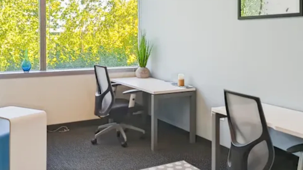 Regus: Corporate Commons, 6200 Stoneridge Mall Rd 3rd floor, Pleasanton, CA 94588, United States - Thumbnail 2