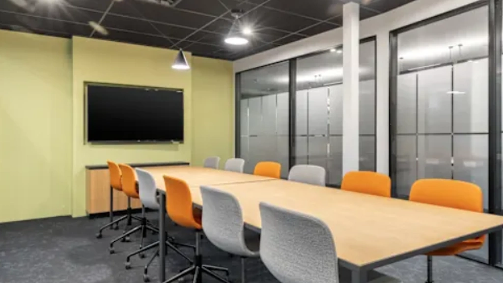 Regus: 7733 Forsyth Boulevard Downtown Clayton, 11Th Floor Pierre Laclede, Clayton, MO 63105, United States - Thumbnail 4