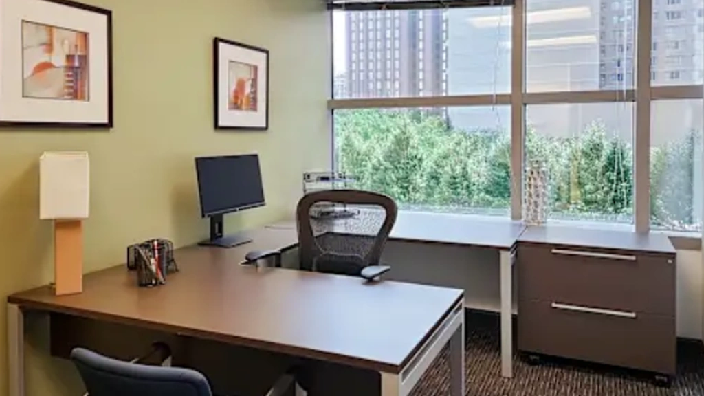 Regus: 100 N 18th St suite 300, Philadelphia, PA 19103, United States - Thumbnail 2
