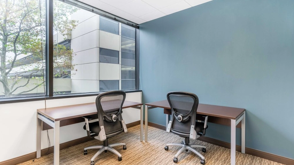 Regus: 1 Meadowlands Plaza, Suite 200, East Rutherford, NJ, 07073 - Thumbnail 3