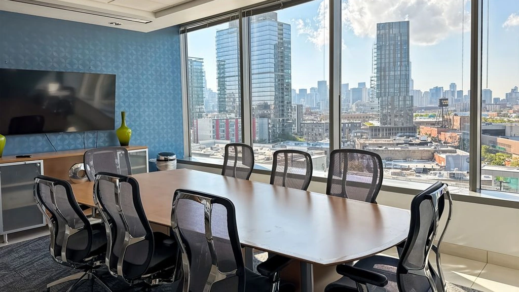 Regus - Lincoln Park: 939 West North Avenue Ranch Triangle, Suite 750, Chicago, IL, 60642 - Thumbnail 3