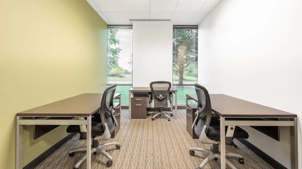 Regus: 8295 Tournament Drive, Suite 150, Memphis, TN, 38125 - Thumbnail 3