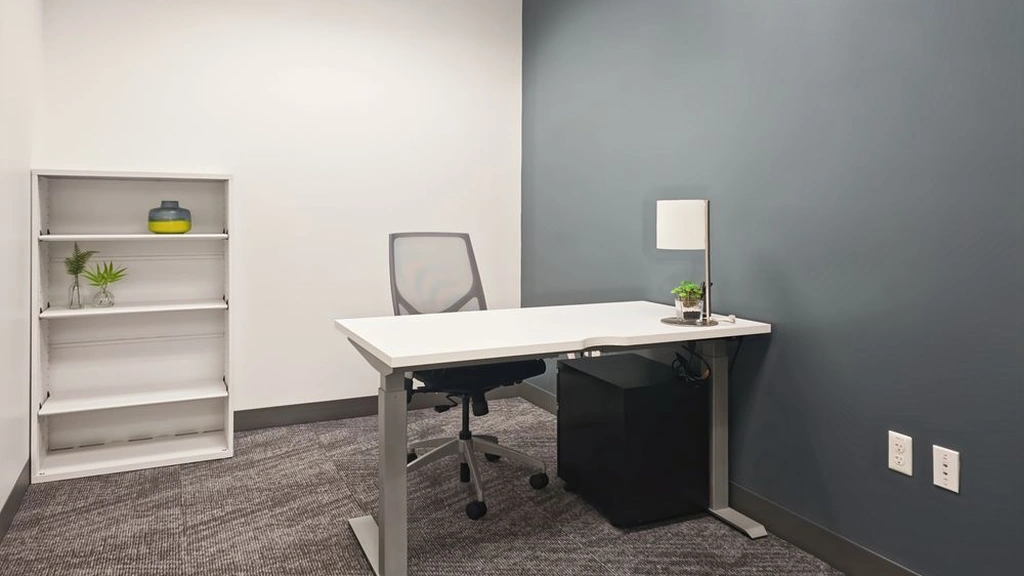 Regus: 1915 NE Stucki Avenue, Hillsboro, OR, 97006 - Thumbnail 4