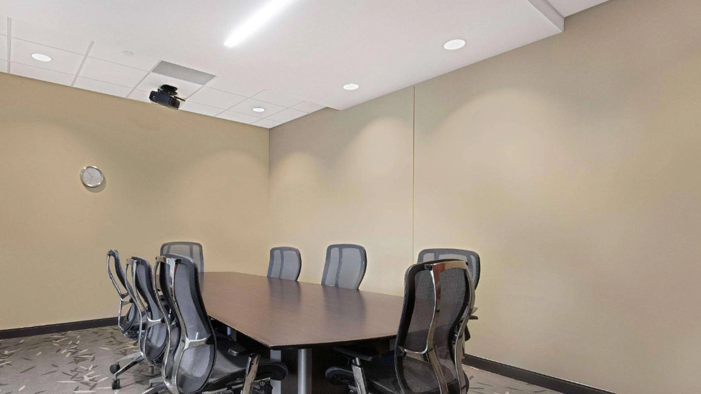 Regus: 410 Peachtree Parkway, Suite 4245, Cumming, GA, 30041 - Thumbnail 2