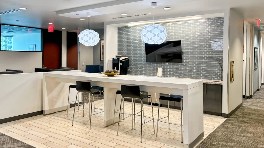 Regus - Esplanade III: 2415 East Camelback Road Esplanade III, Suite 700, Phoenix, AZ, 85016 - Thumbnail 4