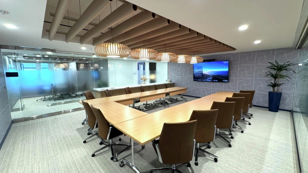Carr Workplaces: 1750 Tysons Blvd Ste 1500, McLean, VA 22102, United States - Thumbnail 2
