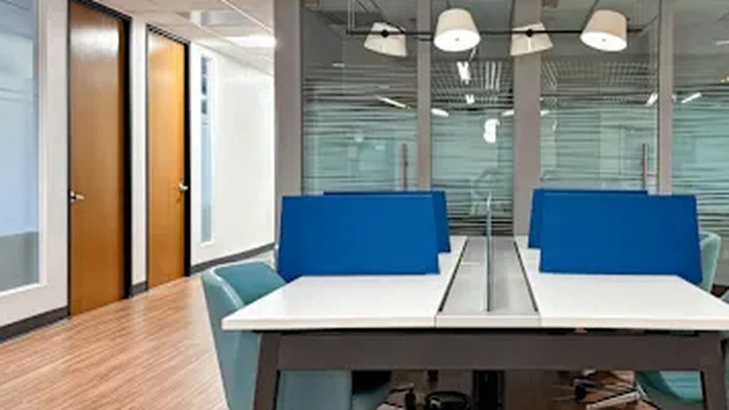 Regus - Paradise Valley Center: 11811 North Tatum Boulevard, Suite 3031, Phoenix, AZ, 85028 - Thumbnail 2
